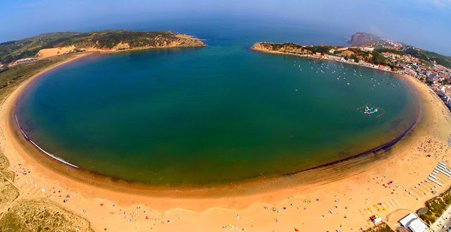 So Martinho do Porto beach in Portugal with a unique format in Europe
