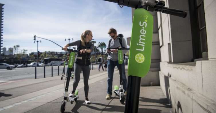 We have for you 30 free minutes on Lime Scooters Lisbon Portugal