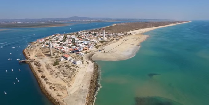 Get to know Ilha do Farol, one of the most beautiful activities in the Algarve