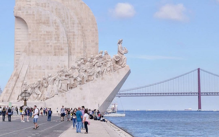 Money in Portugal Travel Tips